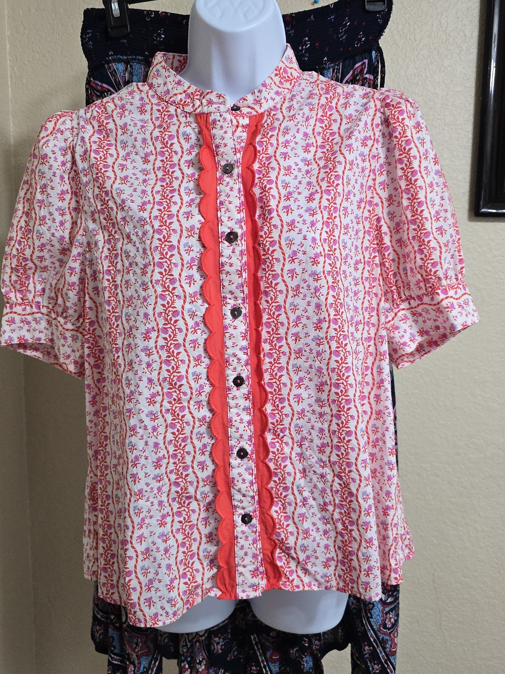 entro Pink and Coral Floral Button-Up Top
